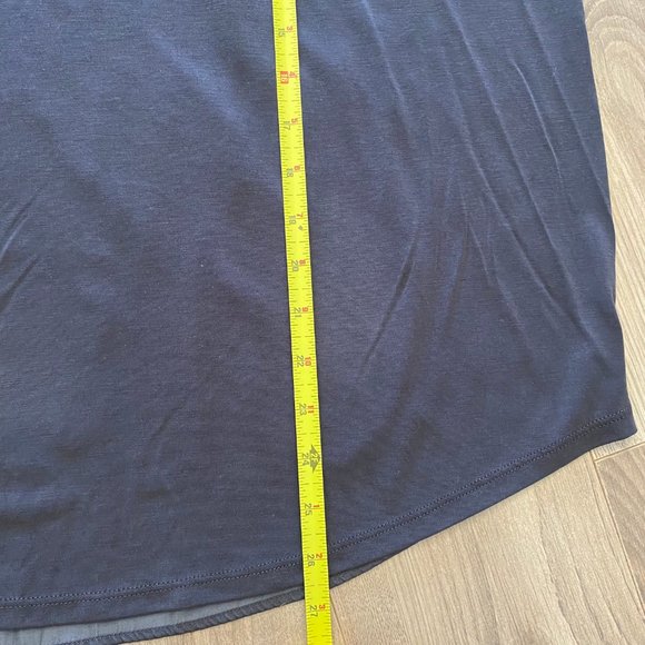 LOFT Charcoal Sleeveless Flowy Blouse - XL - Picture 4 of 8